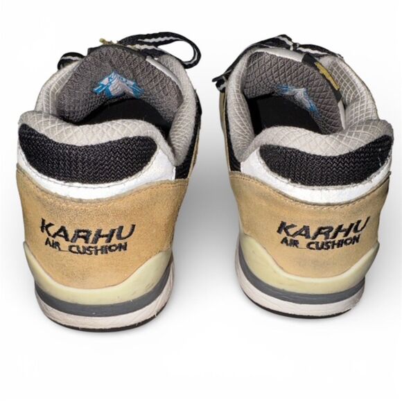 Karhu Synchron Classic Marzipan/Jet Black sneaker. Mens Sz 10 main image 5